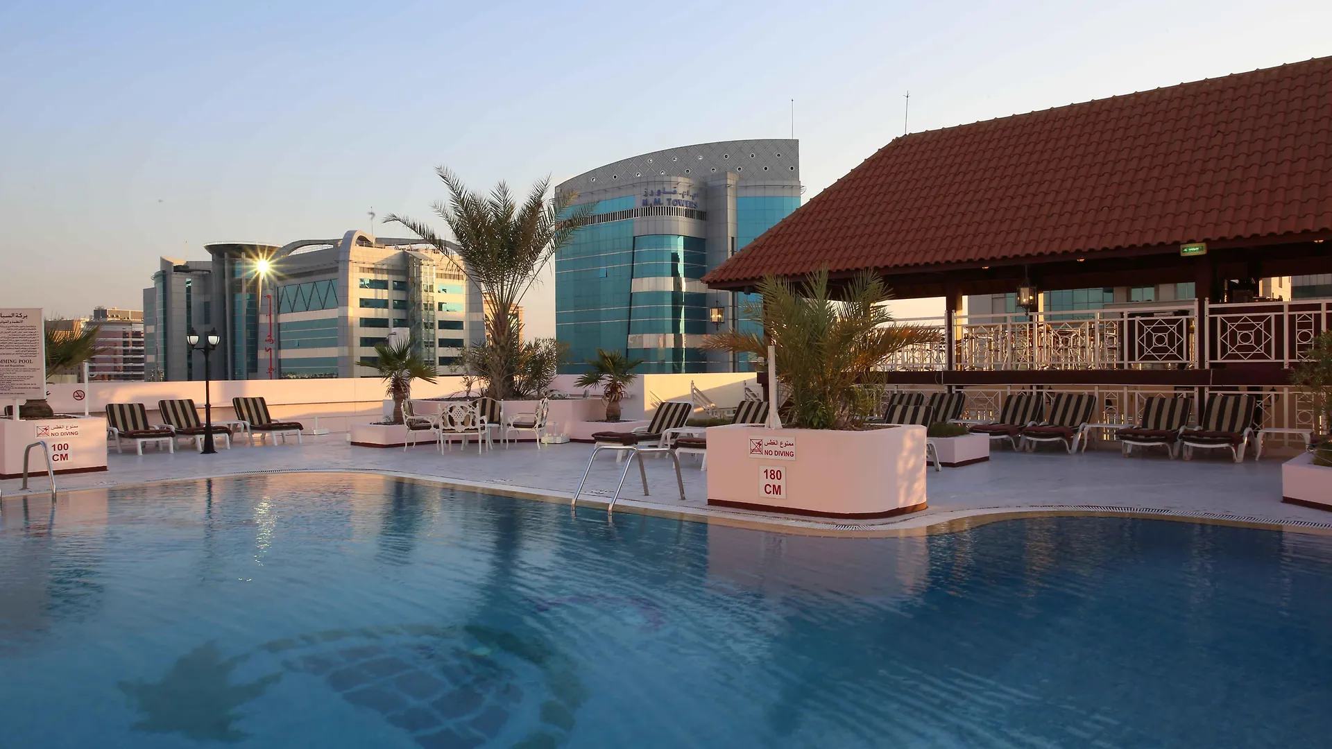 Knight Castle Hotel Dubai